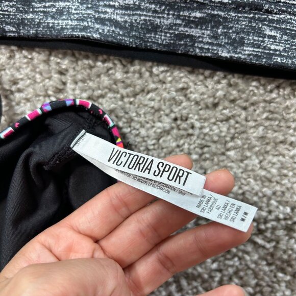 Victoria’s Secret Bundle Women's Medium Sport Sports Bra - Picture 4 of 6